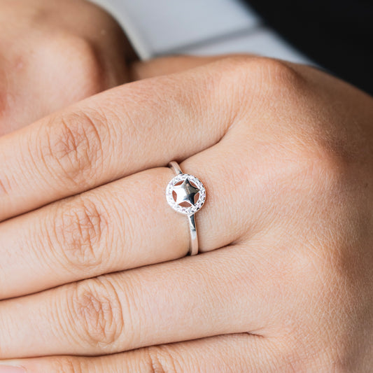 Anillo Estrella con Rosa de Francia en Plata Fina