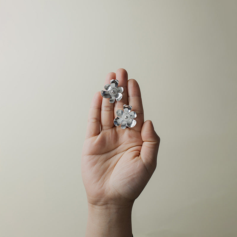 Aros Flor de Calafate en Plata
