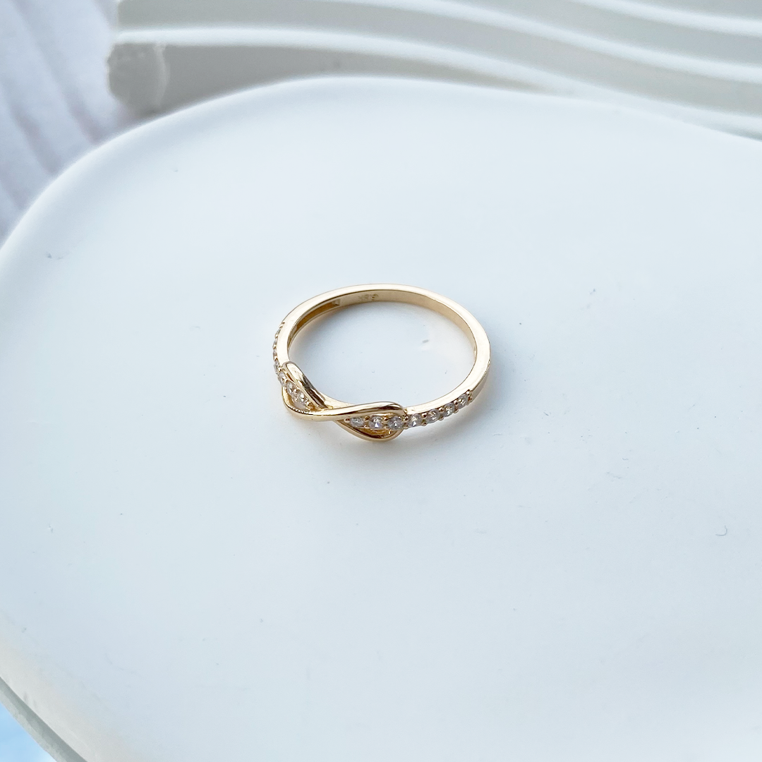 Anillo Infinito Microcircones en Oro 18k.