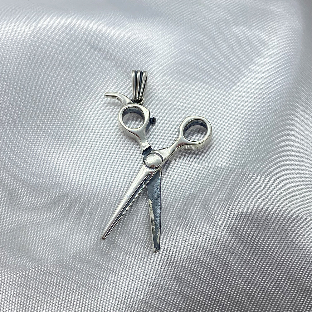 Scissors Pendant